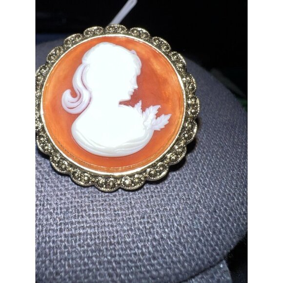 Vintage Cameo Costume Jewelry Scarf Clip Ivory Orange Goldtone W. Germany - Picture 9 of 16